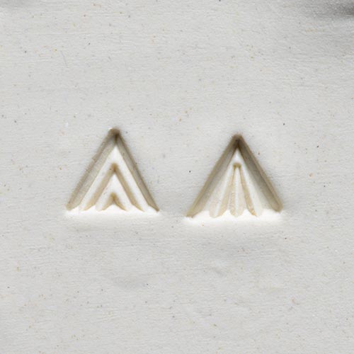 MKM Tools Sts1 Small Triangle Stamp - Zig Zags