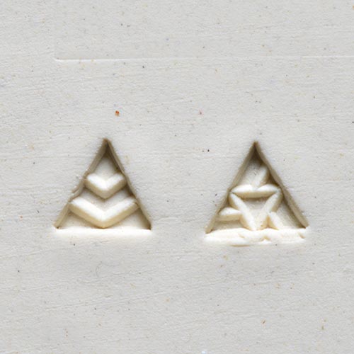MKM Tools Sts3 Small Triangle Stamp - Geometric Shapes