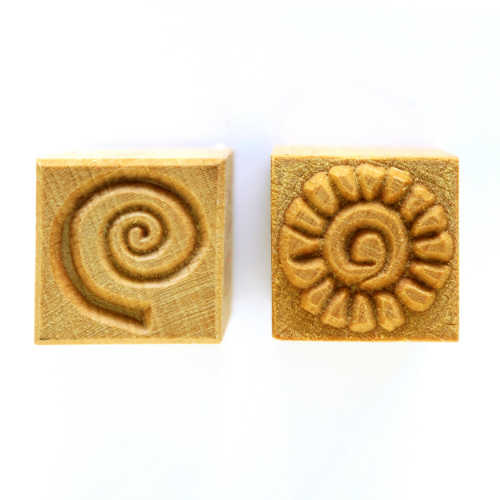 MKM Tools Ssm020 Medium Square Stamp - Spiral Sun and Swirl