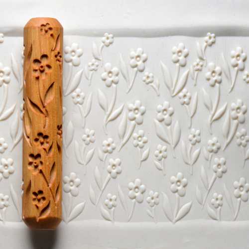 MKM Tools BHR136 Spring Flowers Design Big Hand Roller – Sounding Stone
