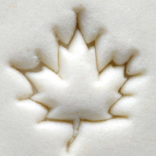 MKM Tools Scs054 Small Round Stamp - Maple Leaf Outline