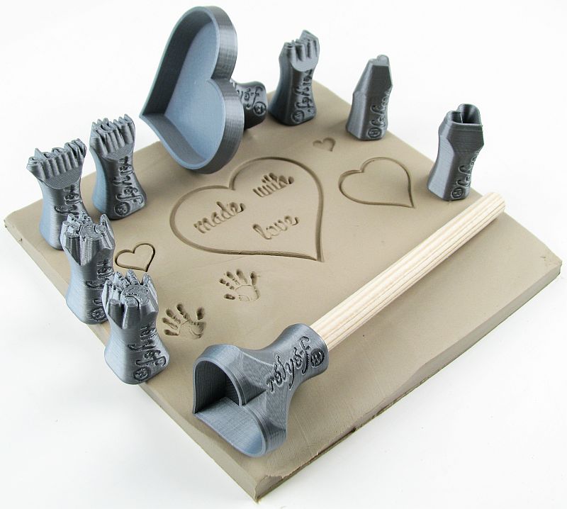 Relyef RR093 Hearts, Hands, 'Made With Love' Stamp Set
