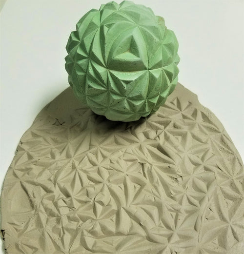 TS21 Triangles Texture Sphere - XXLarge 3.25"